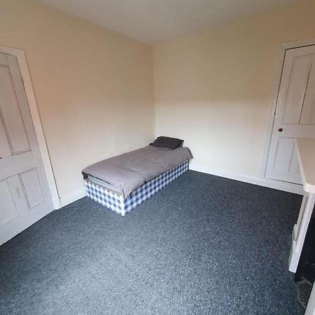 2 Bedroom House - Hopefield Road Λέστερ Εξωτερικό φωτογραφία