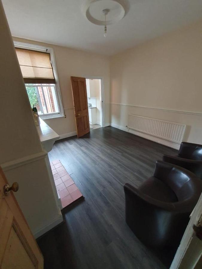 2 Bedroom House - Hopefield Road Λέστερ Εξωτερικό φωτογραφία